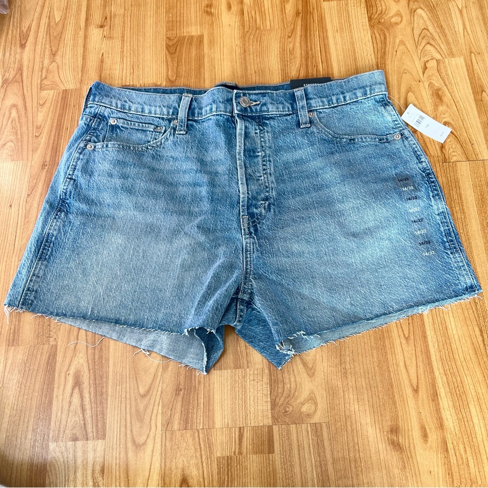 GAP high rise cheeky short